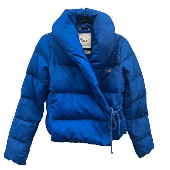 Hollister RARE Cobalt Blue Shawl Collar Cropped Wrap Puffer Jacket Blue Size M - Picture 1 of 15
